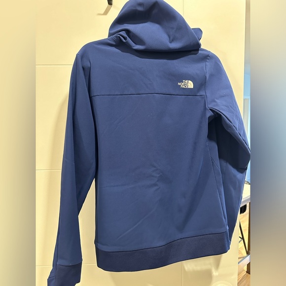 The north face jacket - Picture 2 of 3